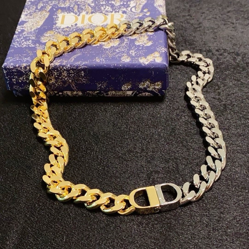 chr1st1an D10r necklaces